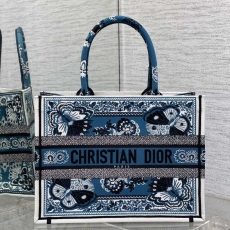 Christian Dior Shopping Bags